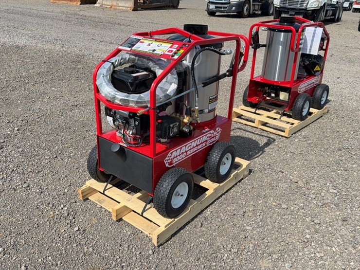 #2080-•-magnum-4000-series-heated-pressure-washer-image-1