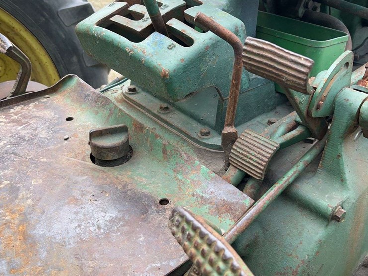 john-deere-720-image-51