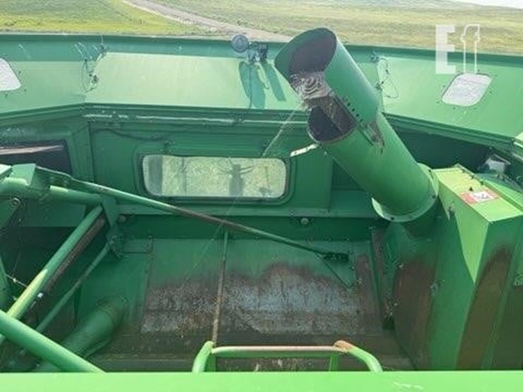 1993-john-deere-9600-image-33