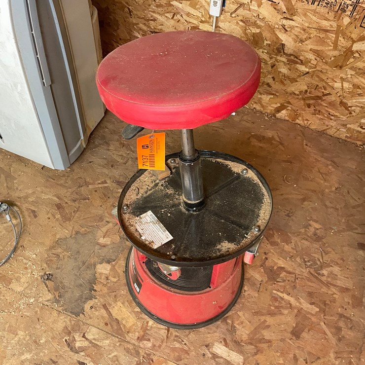 #7137 • Shop Stools