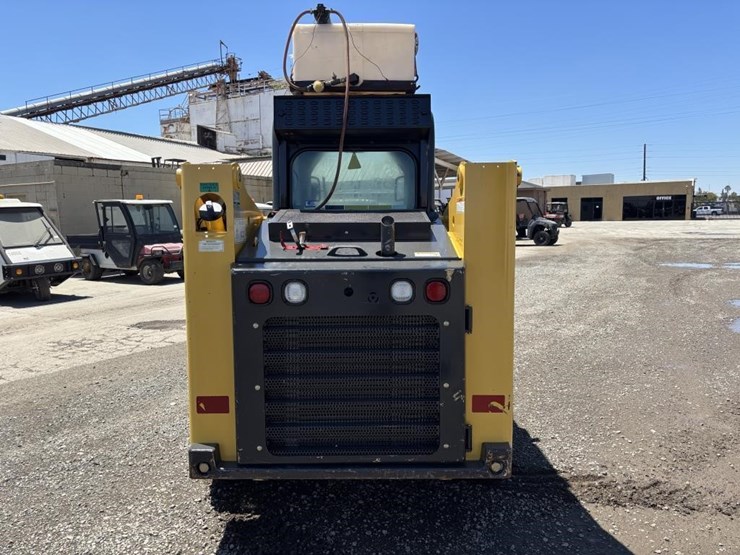 2018-yanmar-s220r-image-8