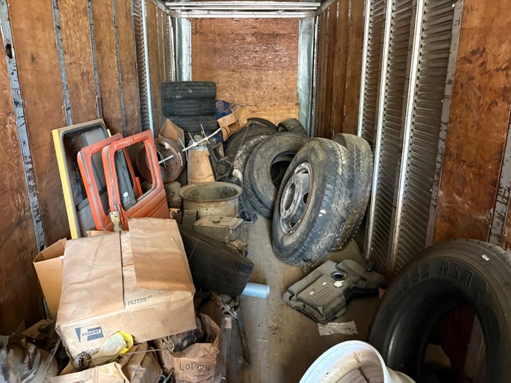 pallet-of-rex-22-triple,-double,-&-single-roller-chain-w/-assorted-truck-parts,-wheels-&-tires-image-7