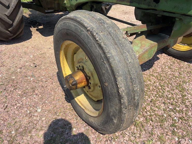 john-deere-630-image-97