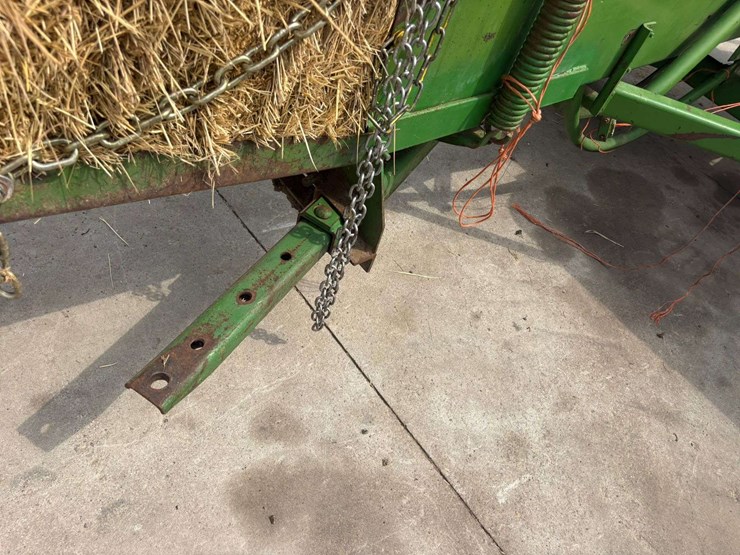john-deere-336-image-22