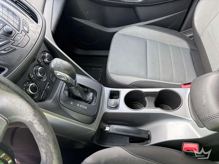 2014-ford-escape-image-15