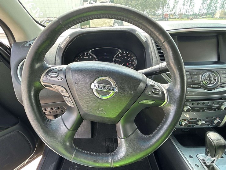 2018-nissan-pathfinder-image-13