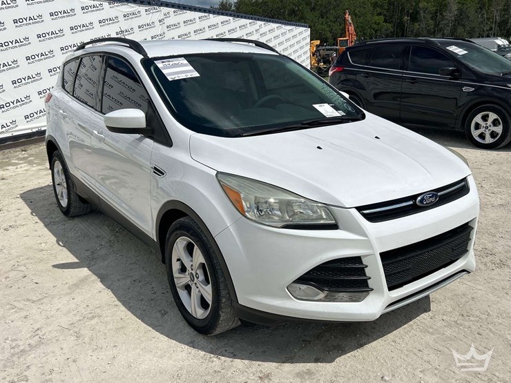 2016-ford-escape-image-2