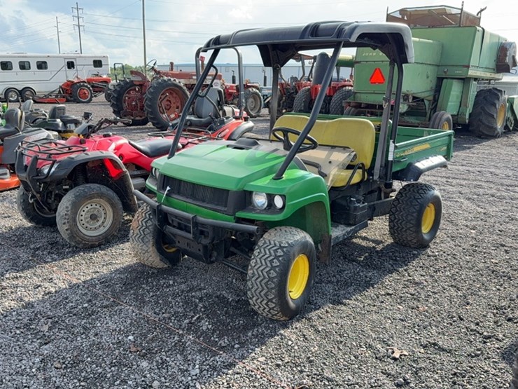 2012-john-deere-gator-image-1