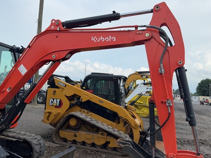 2024-kubota-kx057-5-image-4
