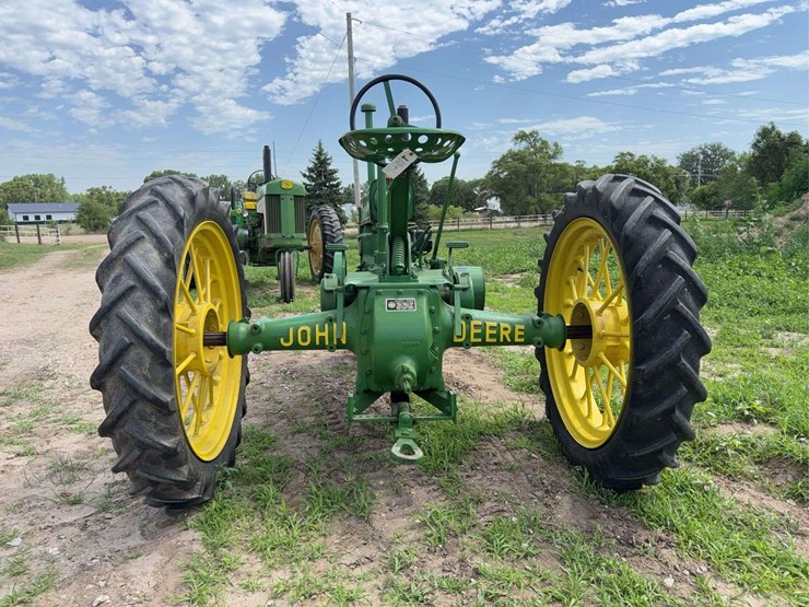 john-deere-model-b-image-4
