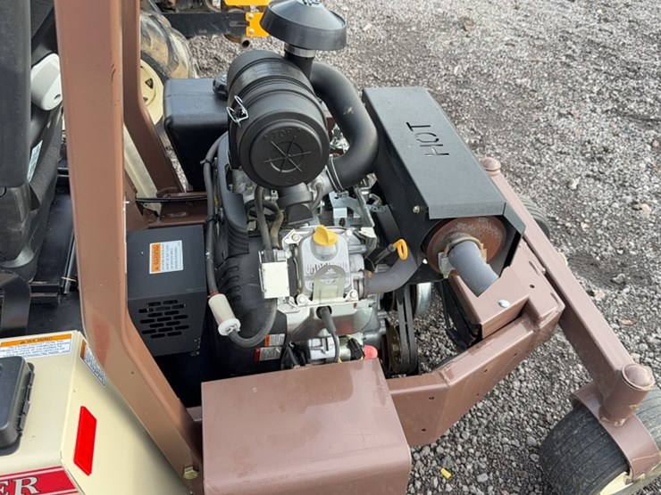 #3076-•-grasshopper-729-zero-turn-mower-image-11