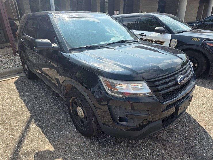 2018-ford-explorer-police-interceptor-image-33