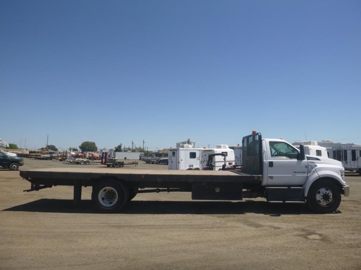 2017-ford-f650-image-7