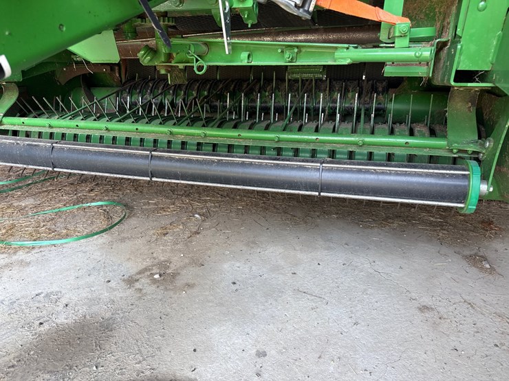 john-deere-560m-image-4