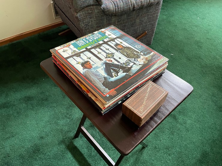 #7320-•-(12)-vinyl-records-image-2