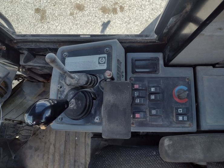 caterpillar-928h-image-10