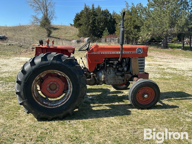 1970-massey-ferguson-175-image-4