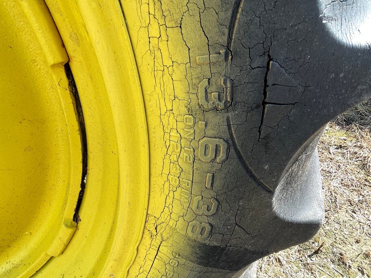 john-deere-b-image-11