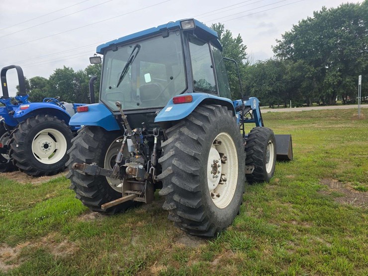 2002-new-holland-tl100-image-10