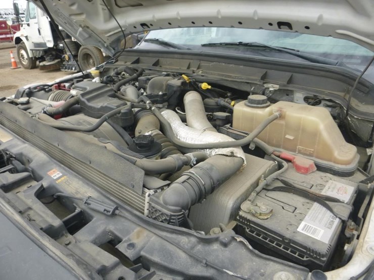 2015-ford-f550-image-10