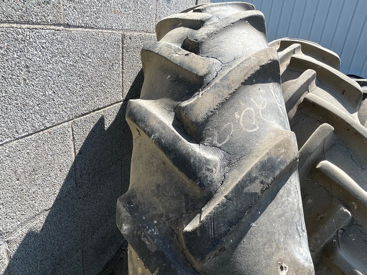 #4696-•-(5)-tractor-tires-image-12