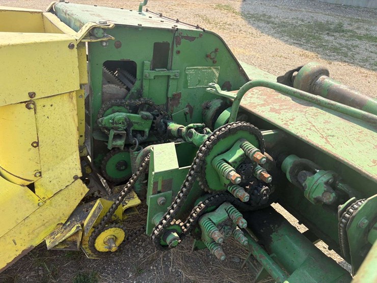 john-deere-3800-image-12