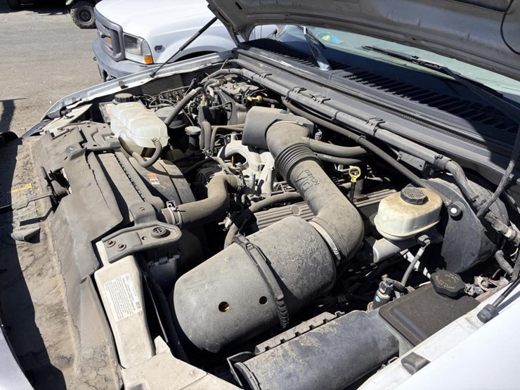 2004-ford-f350-image-9