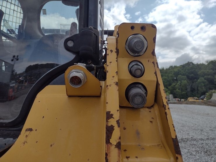 caterpillar-259d-image-22