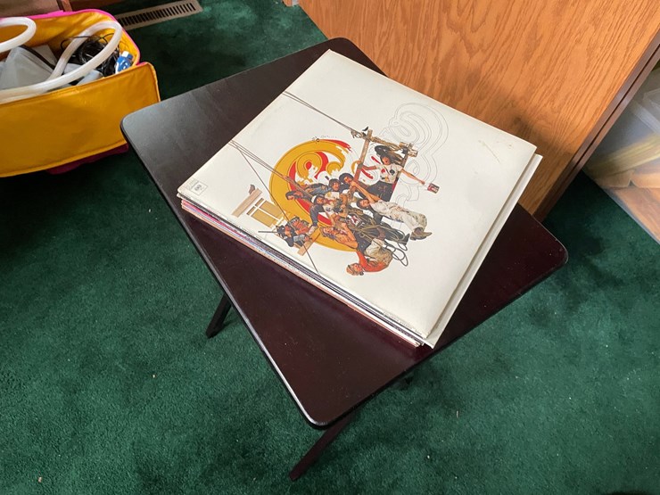 #7326-•-(5)-vinyl-records-image-1
