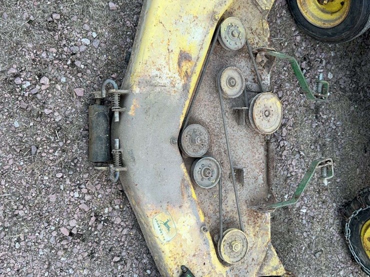 john-deere-110-image-44