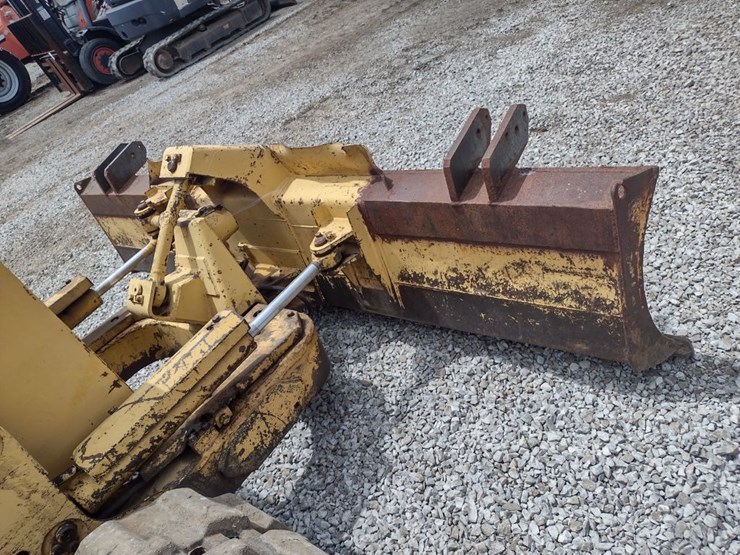 komatsu-d20p-image-21