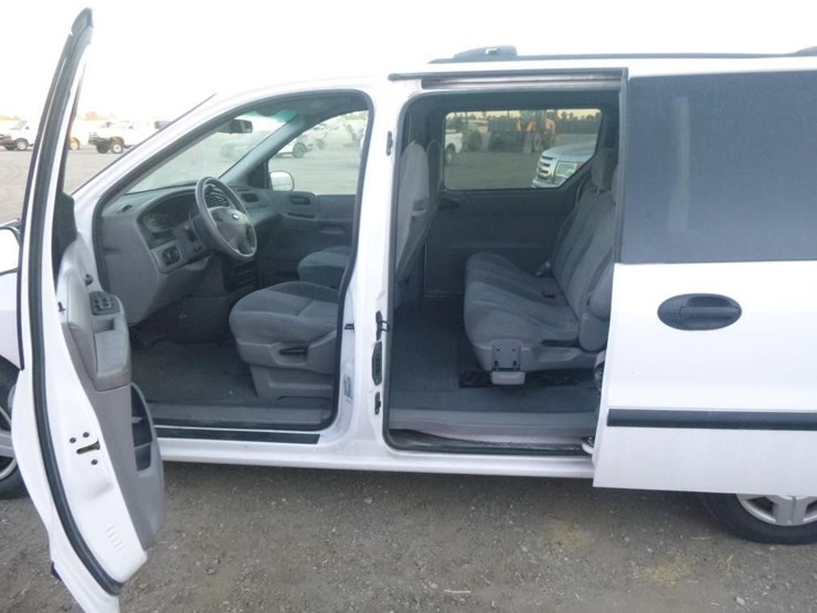 2002-ford-windstar-image-7
