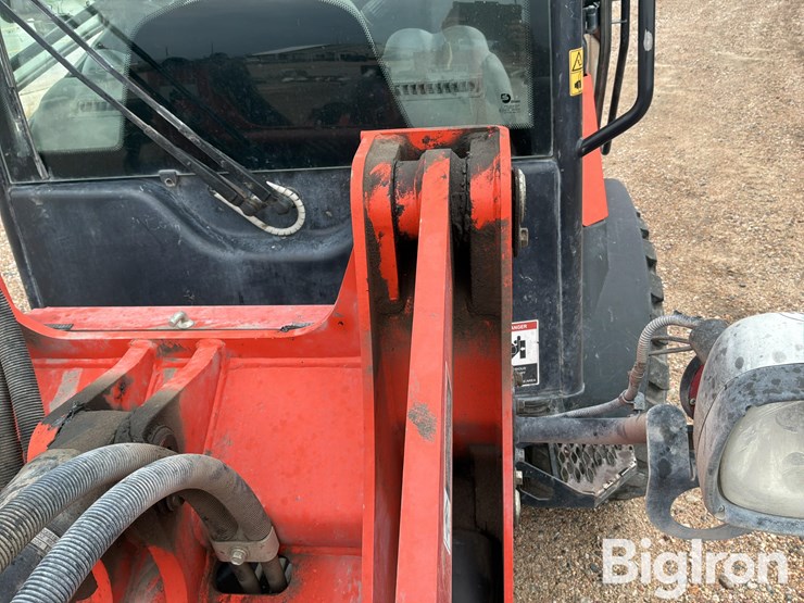 2019-kubota-r630-image-13