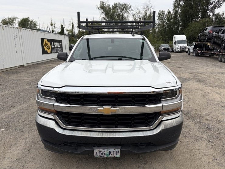 2017-chevrolet-silverado-1500-image-8