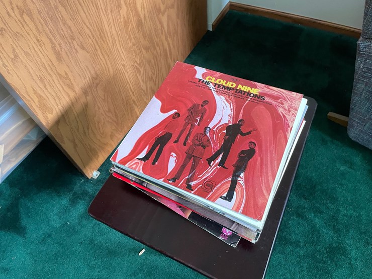 #7321-•-(17)-vinyl-records-image-4