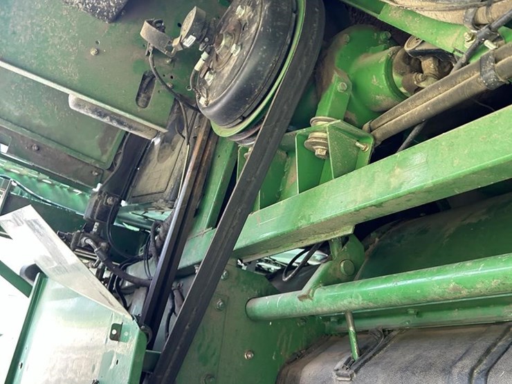 2007-john-deere-9760-sts-image-48