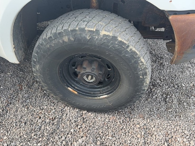 2001-ford-f350-image-4