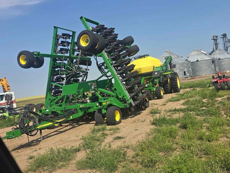 john-deere-1890-image-53