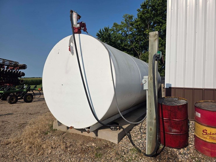 5,000-gallon-double-wall-fuel-tank,-8-years-old,-fill-rite-fr311v-–-110v-pump-with-hose-and-automati-image-3