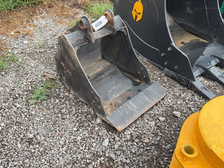 caterpillar-20-image-1
