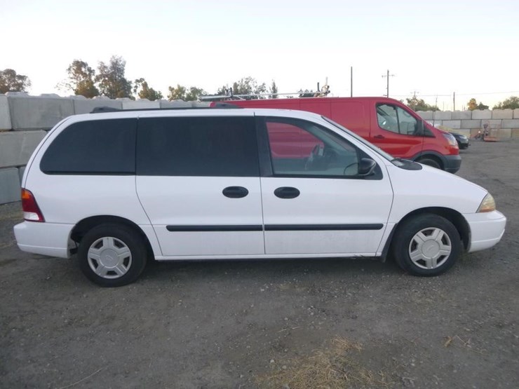 2002-ford-windstar-image-15