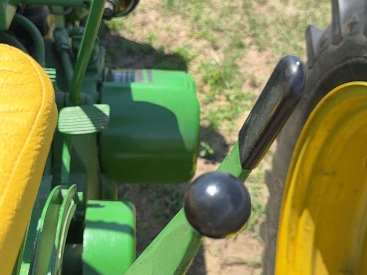 john-deere-530-image-45