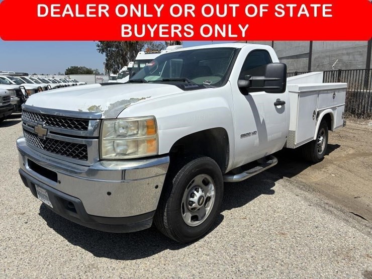 2011-chevrolet-2500-image-1