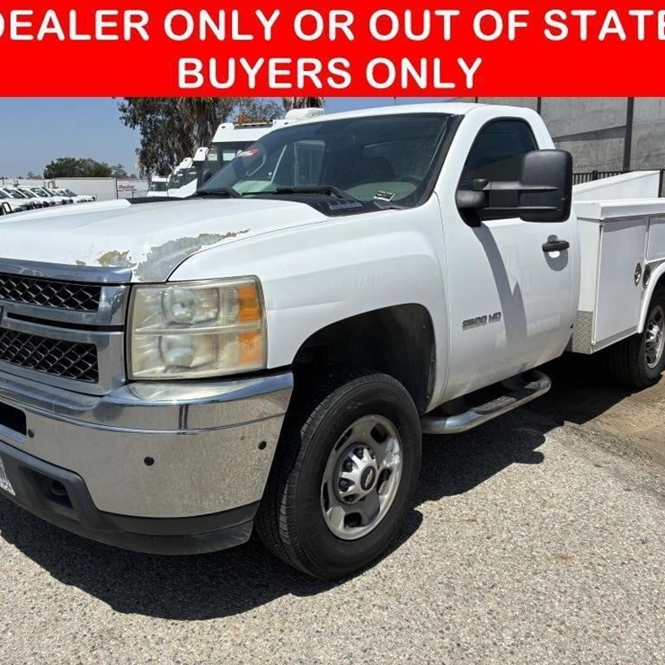 2011 CHEVROLET 2500