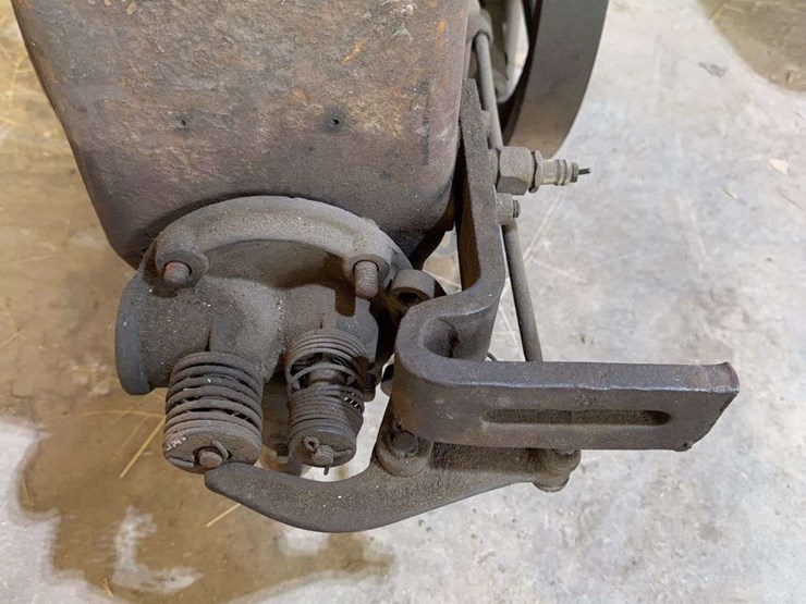 hit-and-miss-engine-image-7