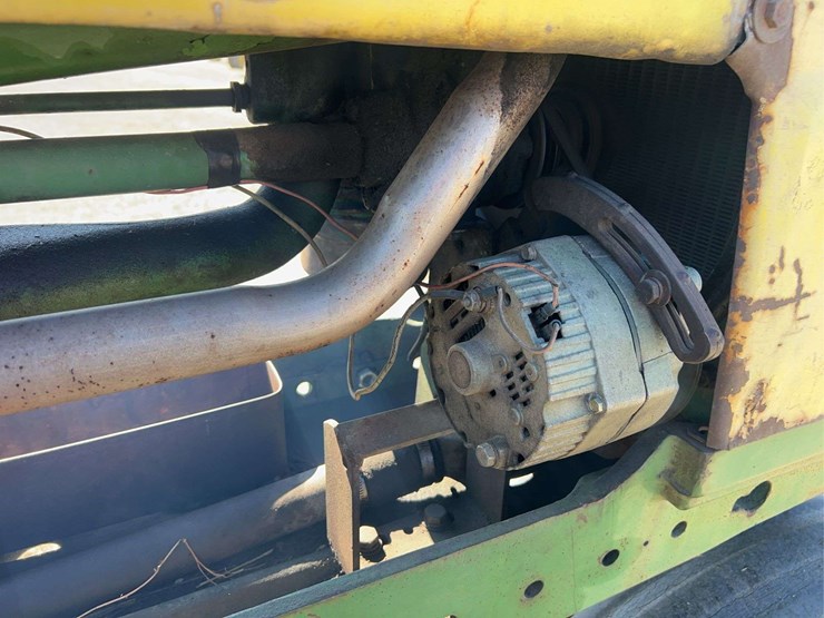 john-deere-530-image-23