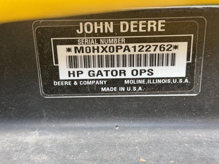 2012-john-deere-gator-image-13