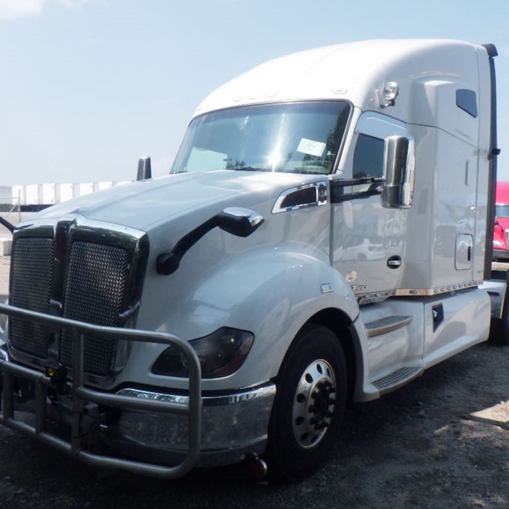 2019 KENWORTH T680