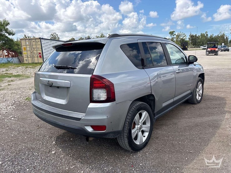 2017-jeep-compass-image-3