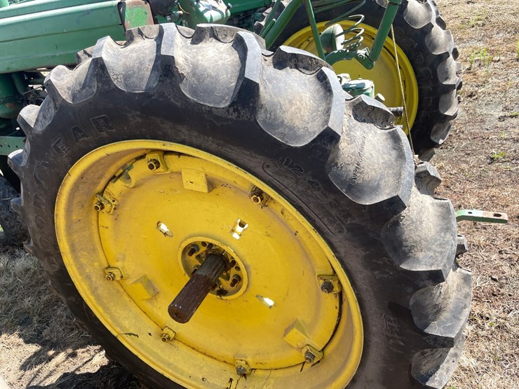 john-deere-a-image-9